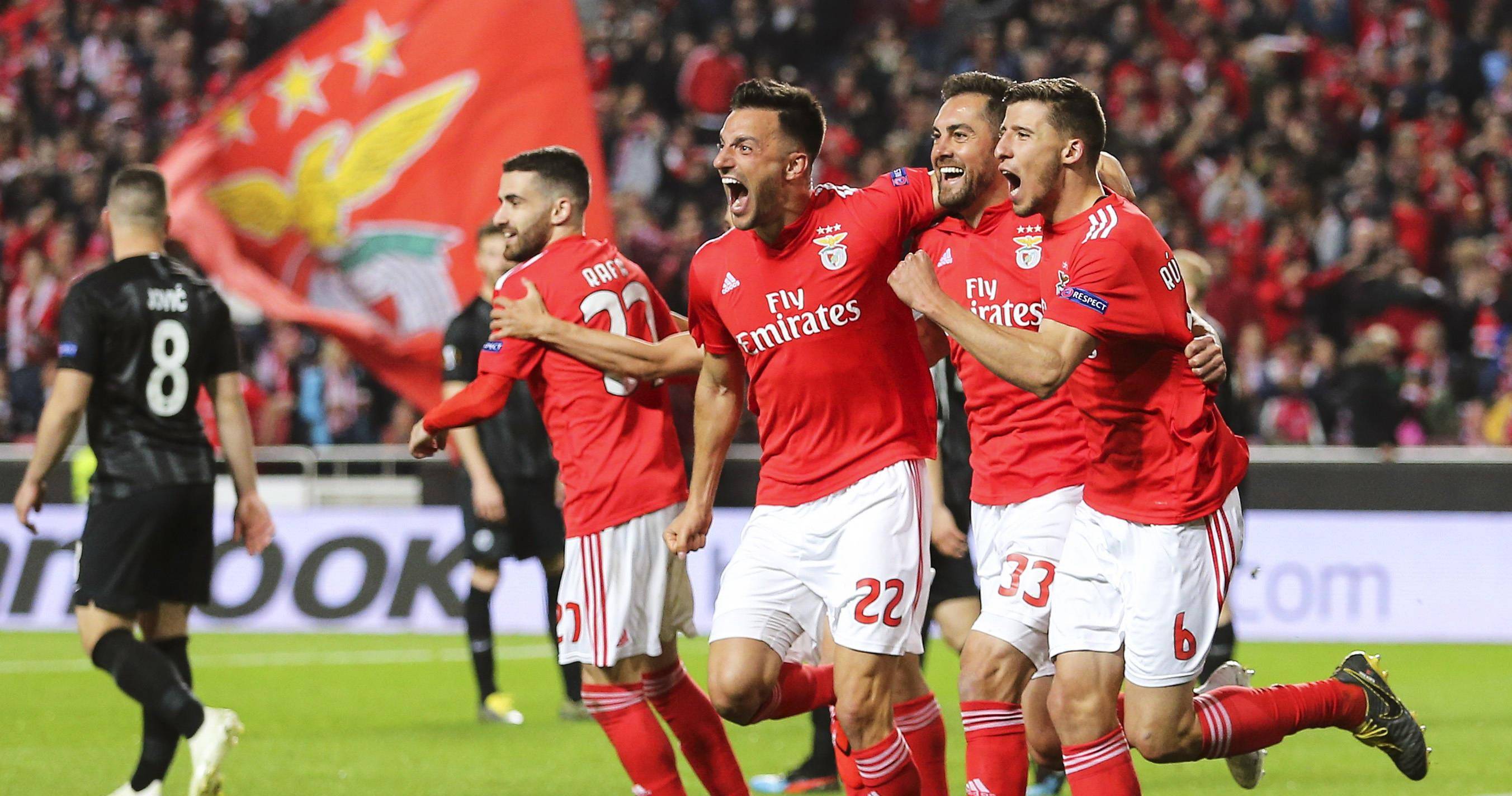 葡超倒计时；斯图加特赛前队长鼓劲；细节引发关注；压力陡增；心理建设被强调的简单介绍